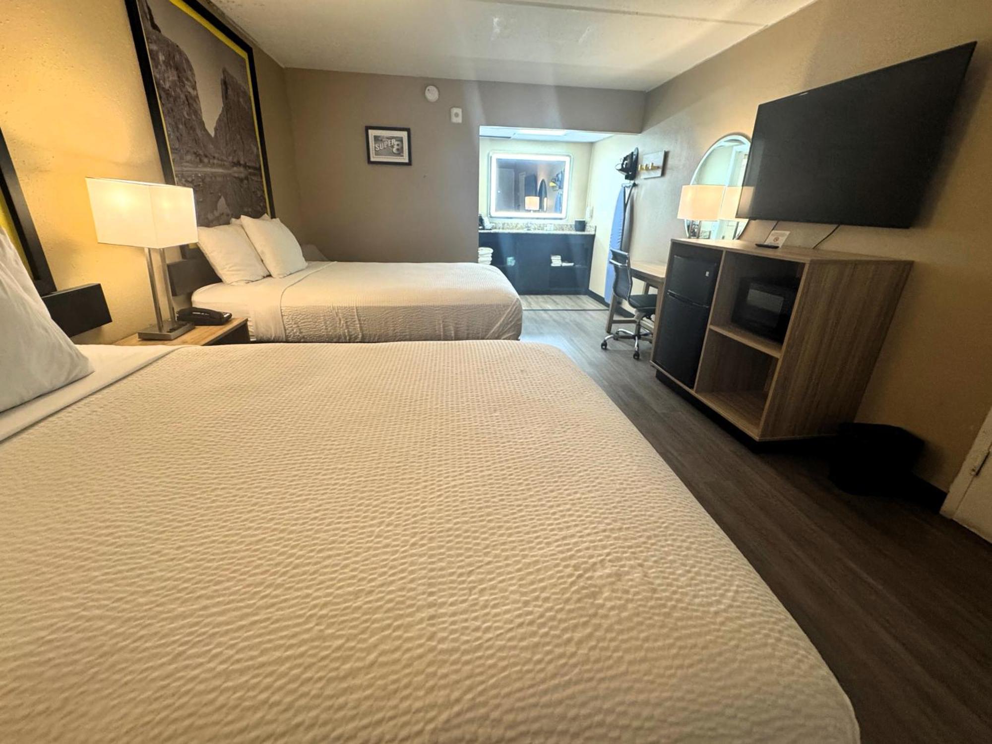 Super 8 By Wyndham Corpus Christi Airport Hotel Ngoại thất bức ảnh
