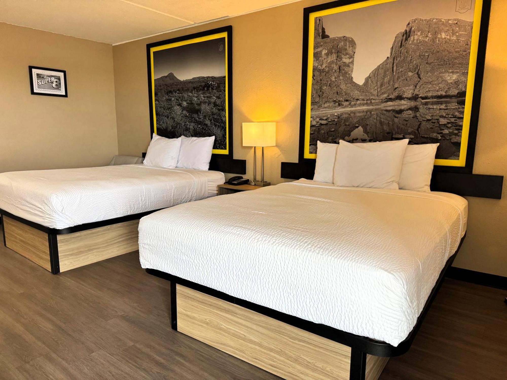 Super 8 By Wyndham Corpus Christi Airport Hotel Ngoại thất bức ảnh