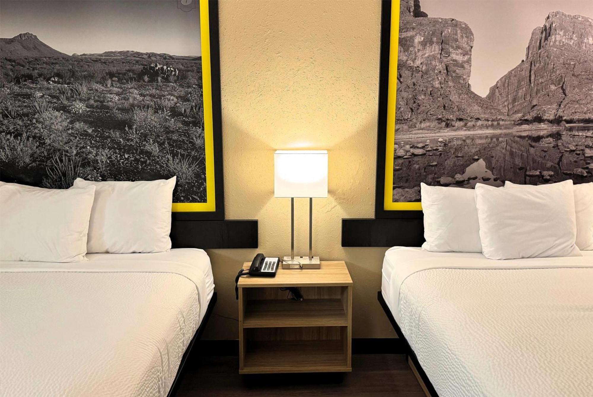 Super 8 By Wyndham Corpus Christi Airport Hotel Ngoại thất bức ảnh
